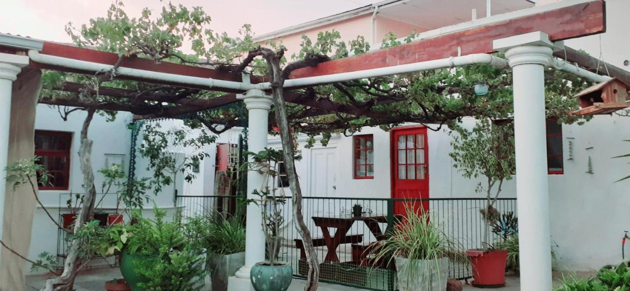 Flower'S Halt Graaff-Reinet Esterno foto